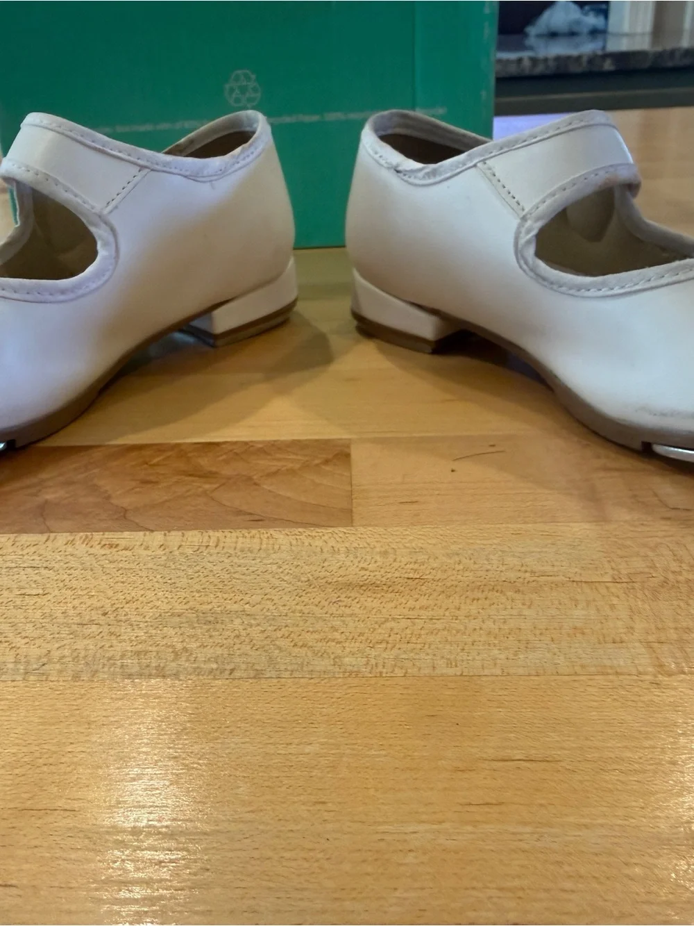 White SoDance Tap Shoes size 10.5